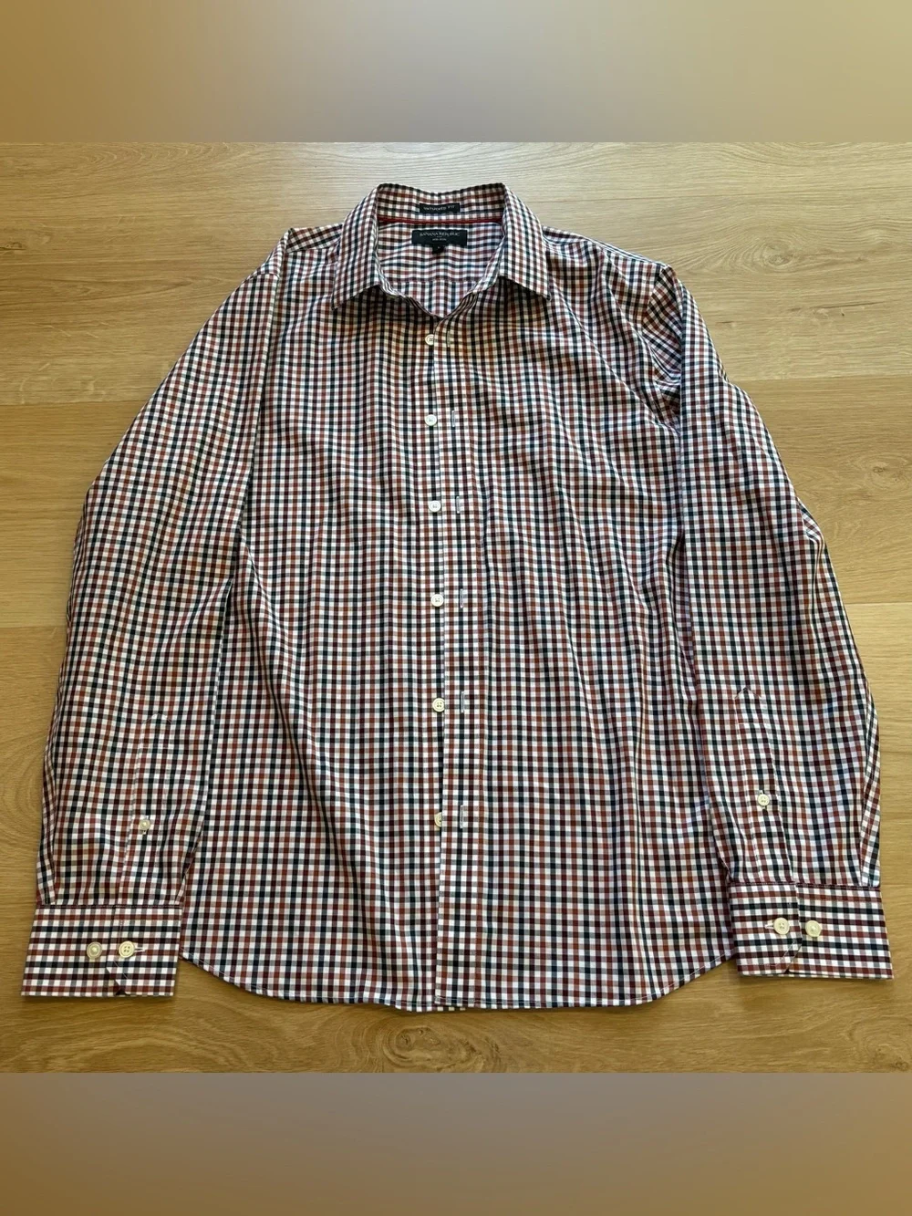 Banana Republic Men's Red, Navy & White Checked Dress Shirt